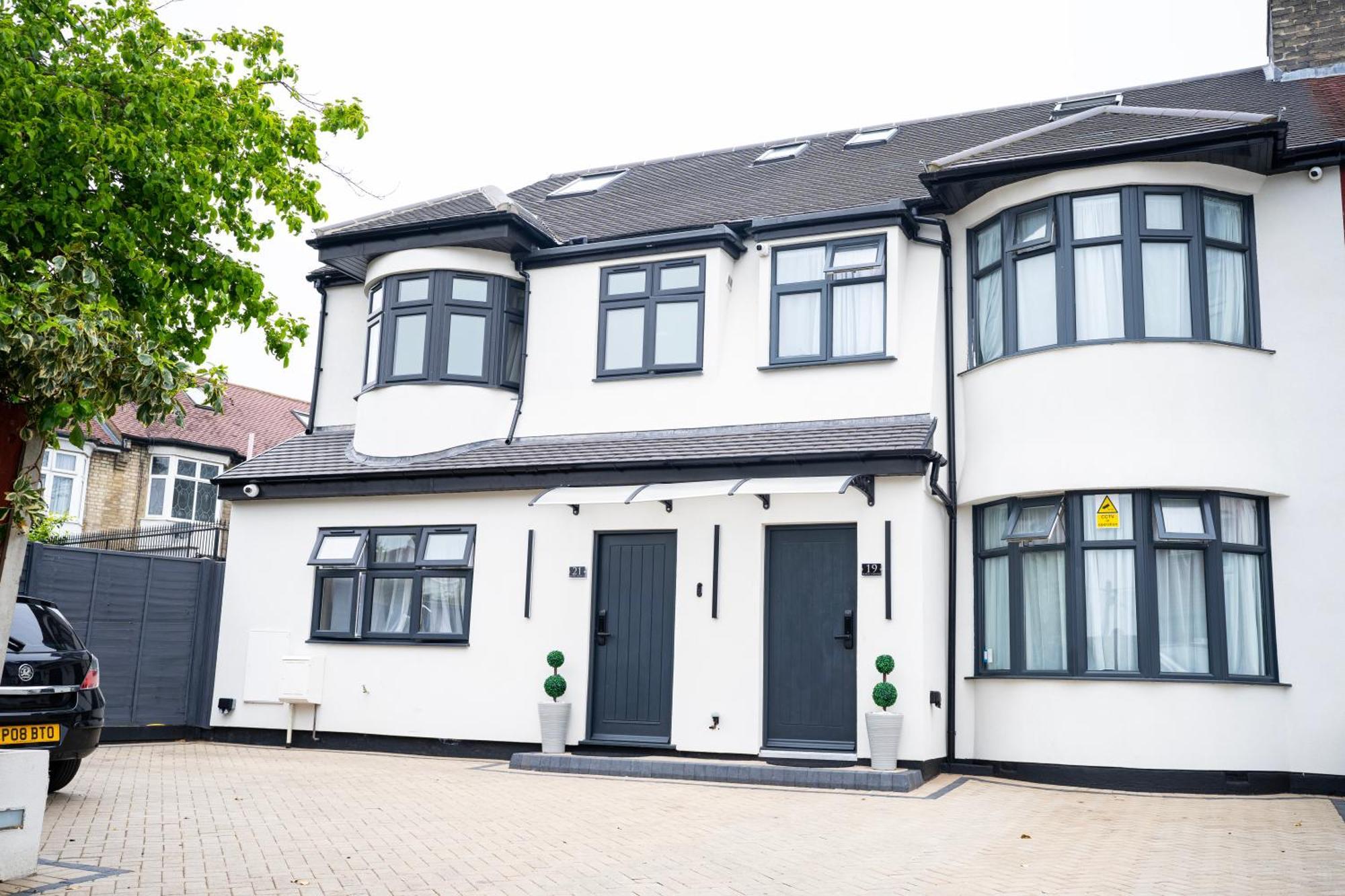 Paragraph Edmonton Palmers Green Exteriér fotografie